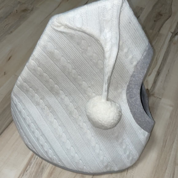 Cat perch bed. - Picture 3 of 8